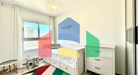 Kвартира на 24 этаже в районе Плая-Поньенте