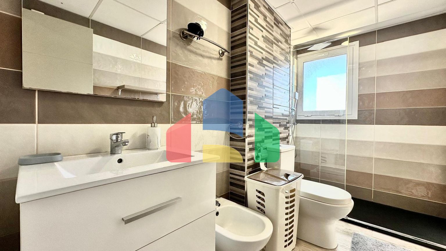 Kвартира на 24 этаже в районе Плая-Поньенте