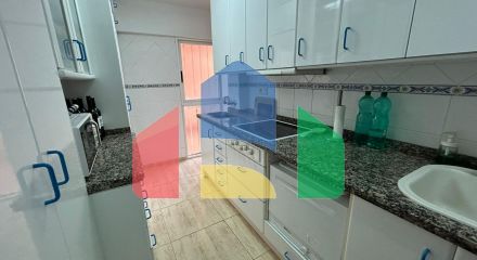 Светлая квартира на первой линии пляжа Леванте в Бенидорме