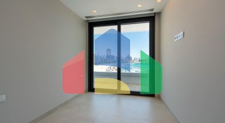 Двухуровневая квартира на первой линии пляжа Пониенте