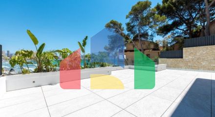 Двухуровневая квартира на первой линии пляжа Пониенте