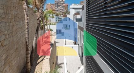 Двухуровневая квартира на первой линии пляжа Пониенте