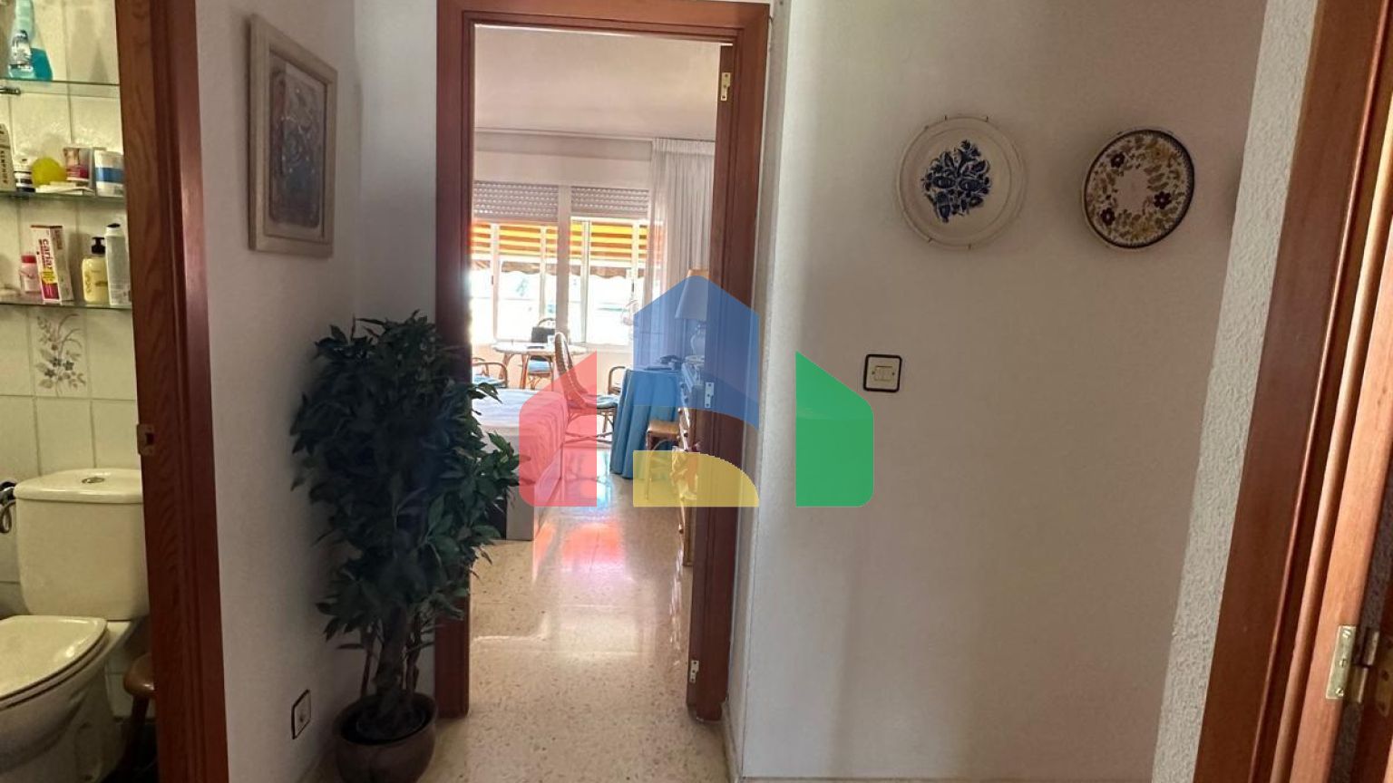 Просторная квартира с прекрасным видом на море в Кобланке 16, Фаза I.