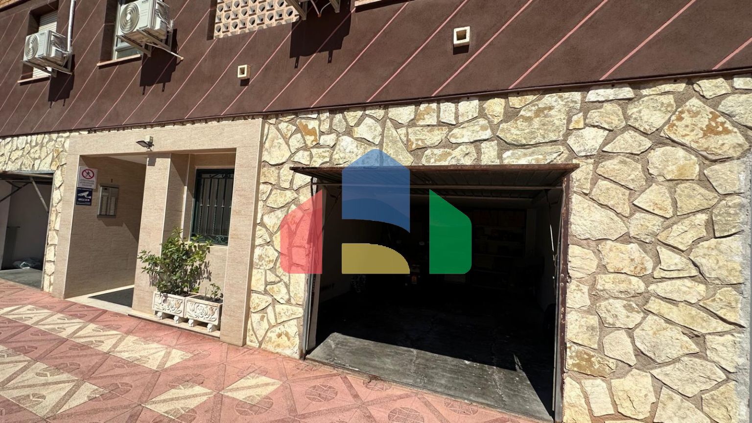 Просторная квартира с прекрасным видом на море в Кобланке 16, Фаза I.