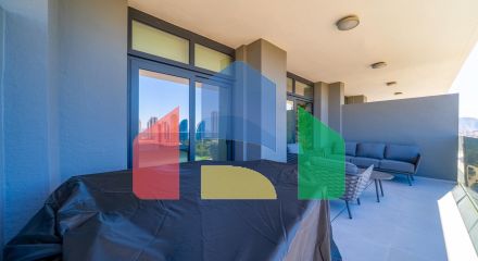 Широкая квартира с 2 спальнями в комплексе Eagle Tower