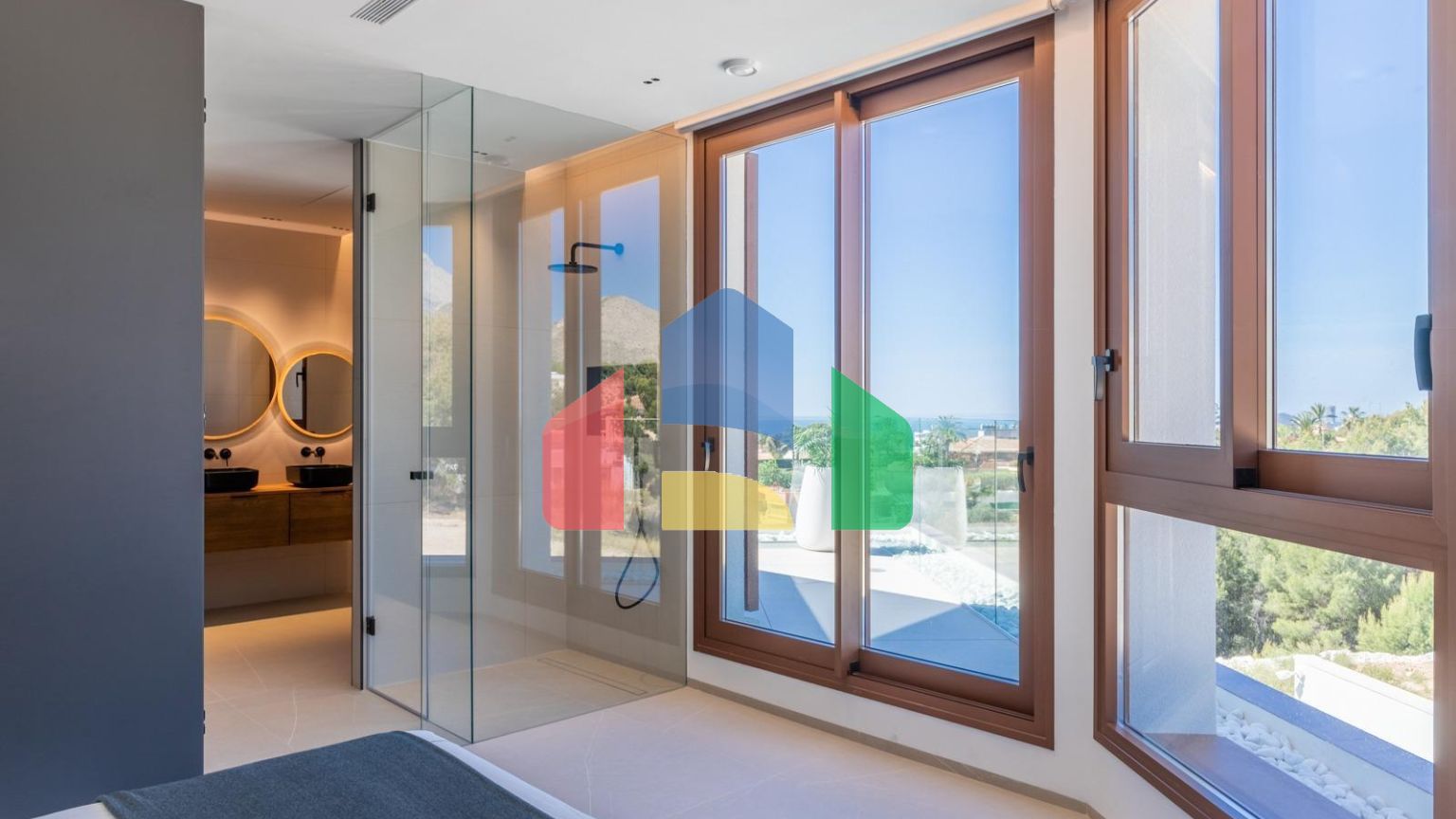 Вилла в Бенидорм ID F0400