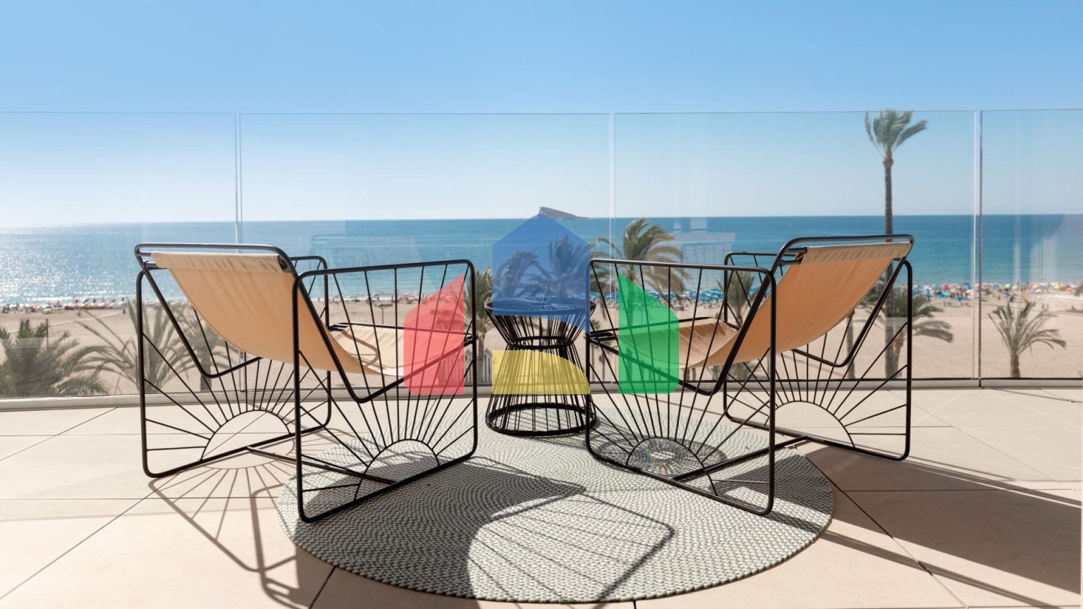 Последние роскошные апартаменты на первой линии Плайя де Пониенте