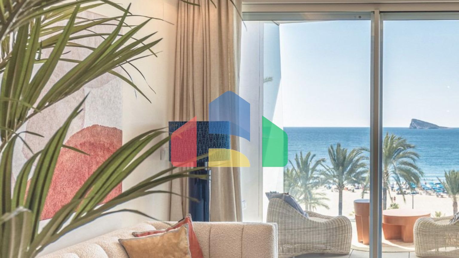 Последние роскошные апартаменты на первой линии Плайя де Пониенте