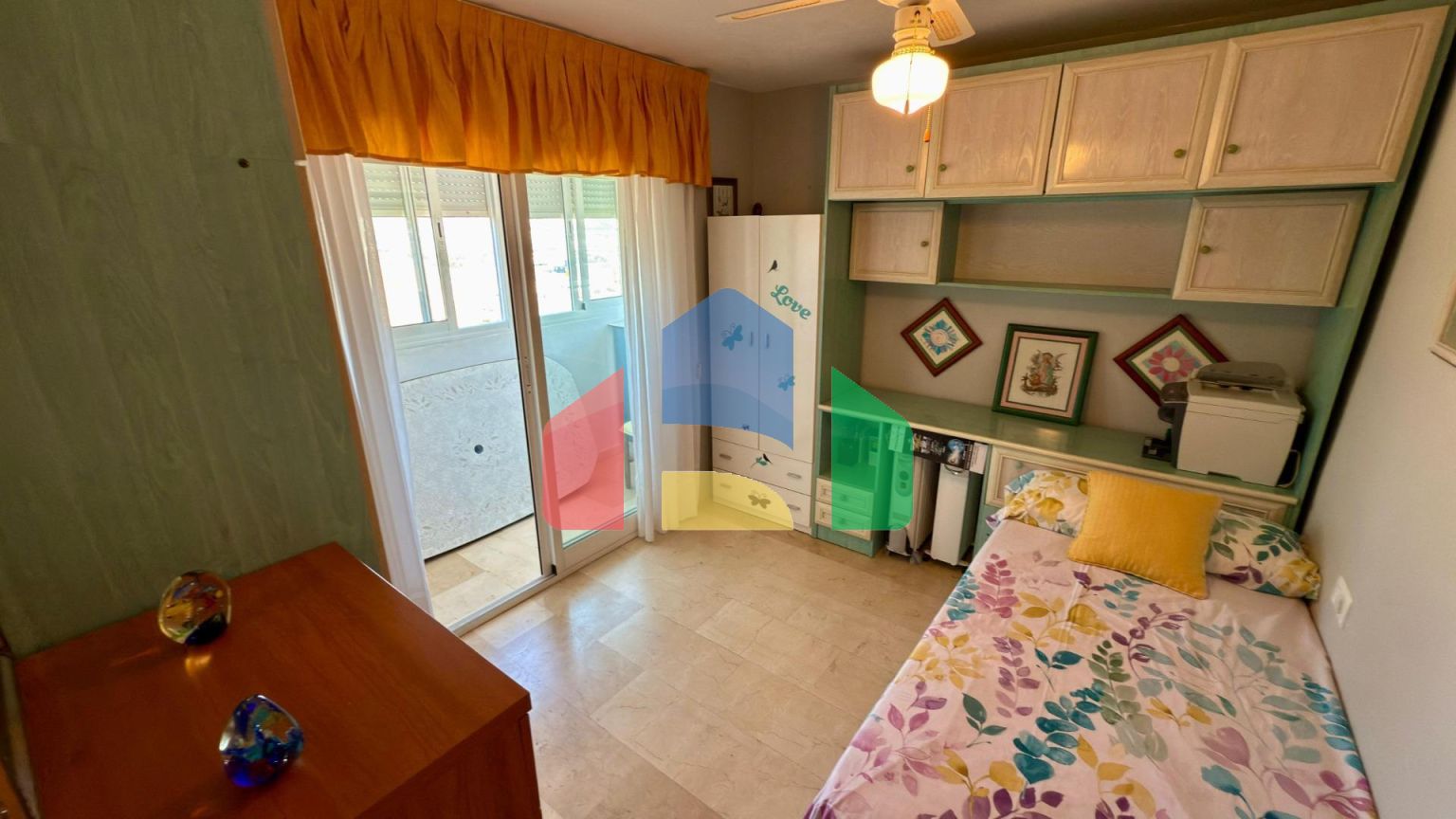 Квартира на 18 этаже с потрясающим видом на море, всего в 650 м от пляжа Пониенте в Бенидорме ️