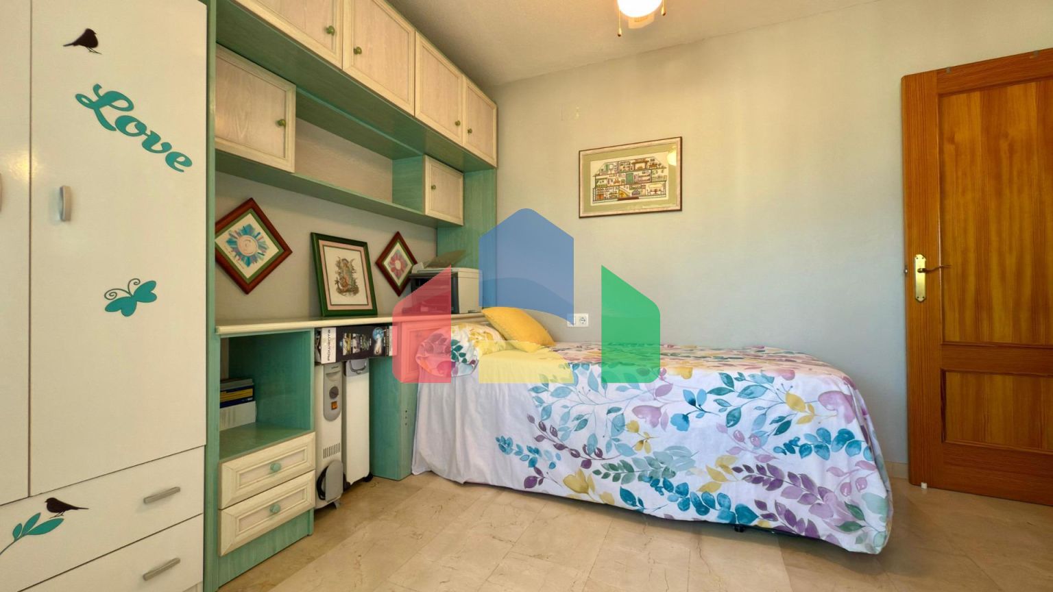 Квартира на 18 этаже с потрясающим видом на море, всего в 650 м от пляжа Пониенте в Бенидорме ️