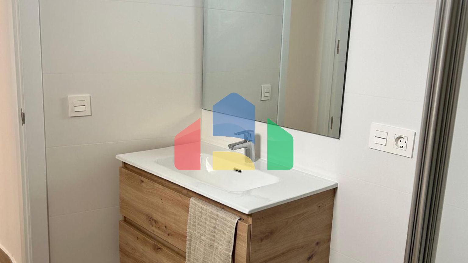 Дом в старом городе Бенидорма: уют и комфорт у моря