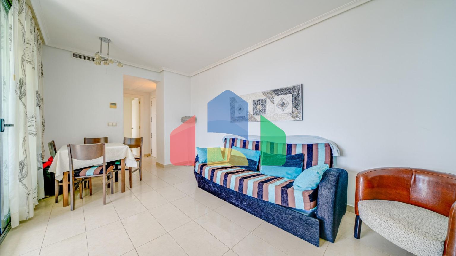 Светлая квартира с потрясающим видом на море