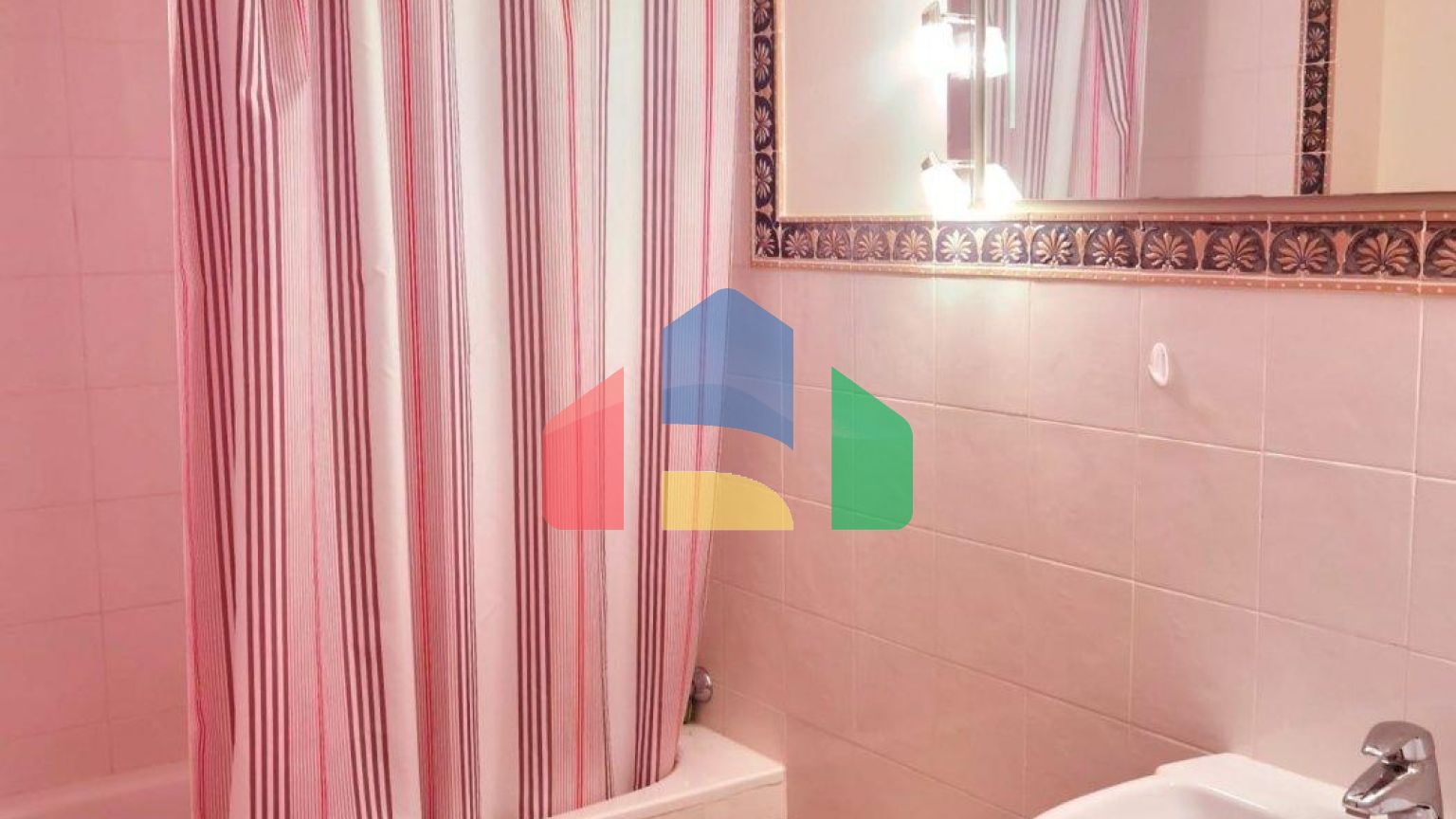 ОТЛИЧНЫЙ ДОМ В БЕНИДОРМЕ