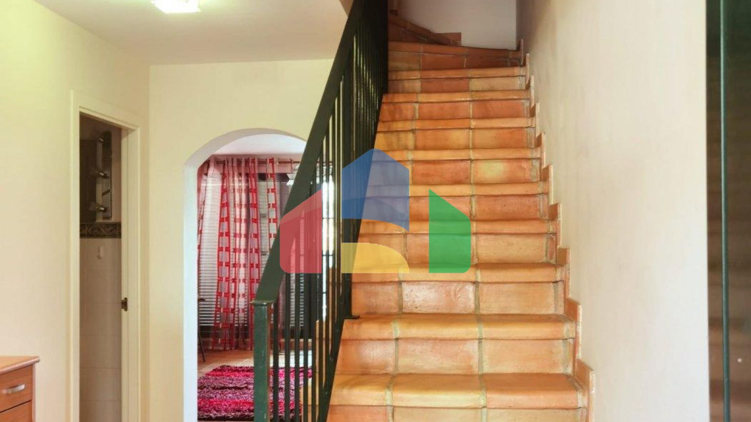 ОТЛИЧНЫЙ ДОМ В БЕНИДОРМЕ