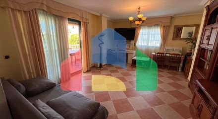 Вилла с бассейном и видами на горы и Бенидорм в районе Ринкон де Лойкс