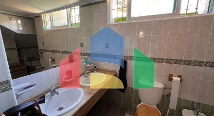 Вилла с бассейном и видами на горы и Бенидорм в районе Ринкон де Лойкс