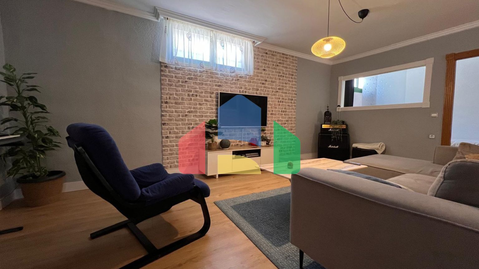 Вилла с бассейном и видами на горы и Бенидорм в районе Ринкон де Лойкс