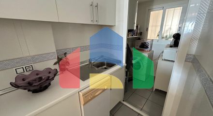 Красивые апартаменты с потрясающим видом на пляж Бенидорма!