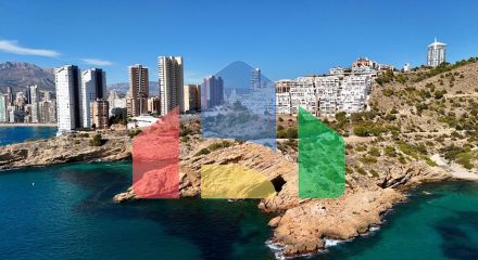 Красивые апартаменты с потрясающим видом на пляж Бенидорма!