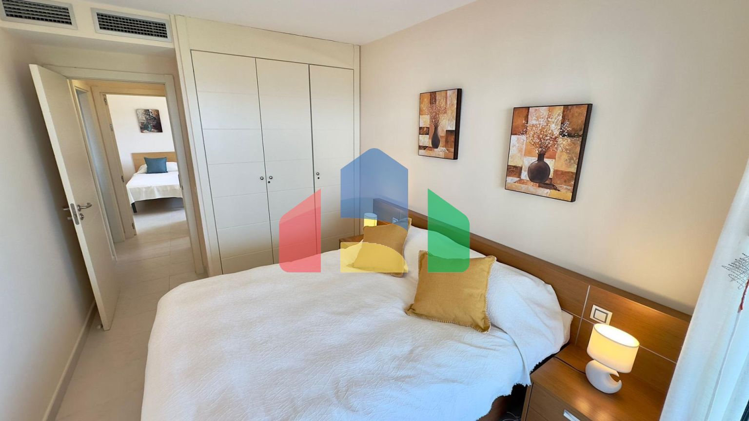 Квартира с видом на море с туристической лицензией в Бенидорме