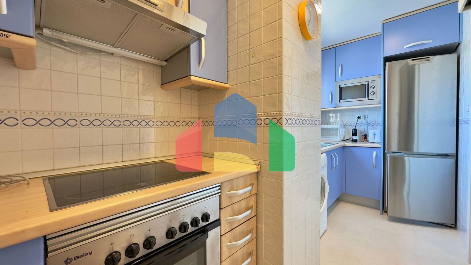 Квартира с видом на море с туристической лицензией в Бенидорме