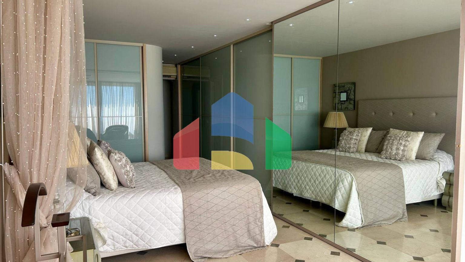 ️ Роскошные апартаменты на берегу моря в Леванте — сказочные виды