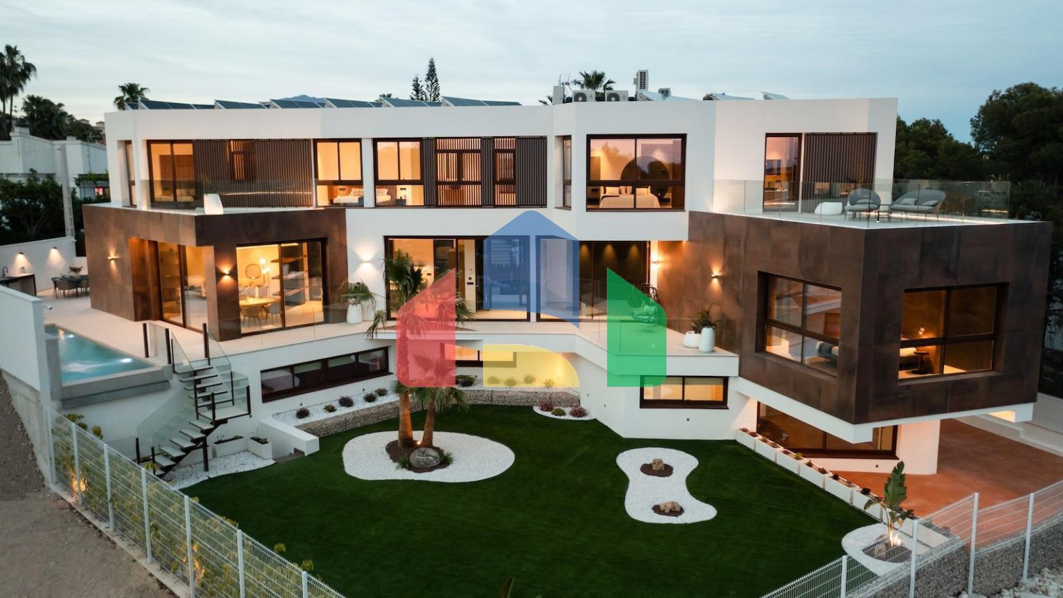 Вилла в Бенидорм ID F0400