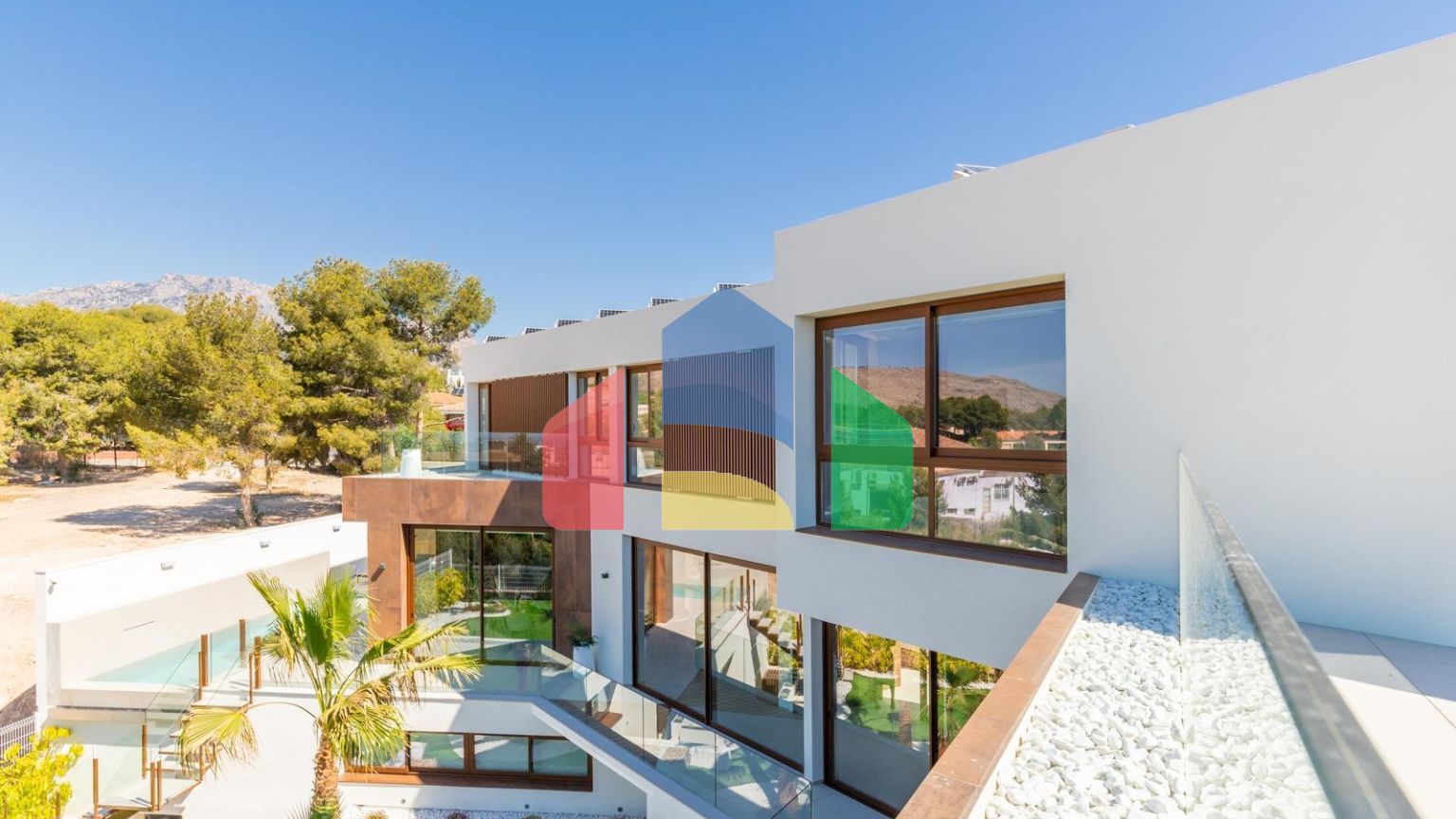 Вилла в Бенидорм ID F0400