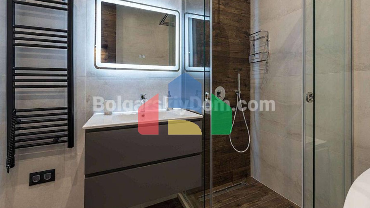 Трехкомнатная квартира в Варне