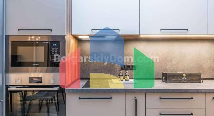 Трехкомнатная квартира в Варне