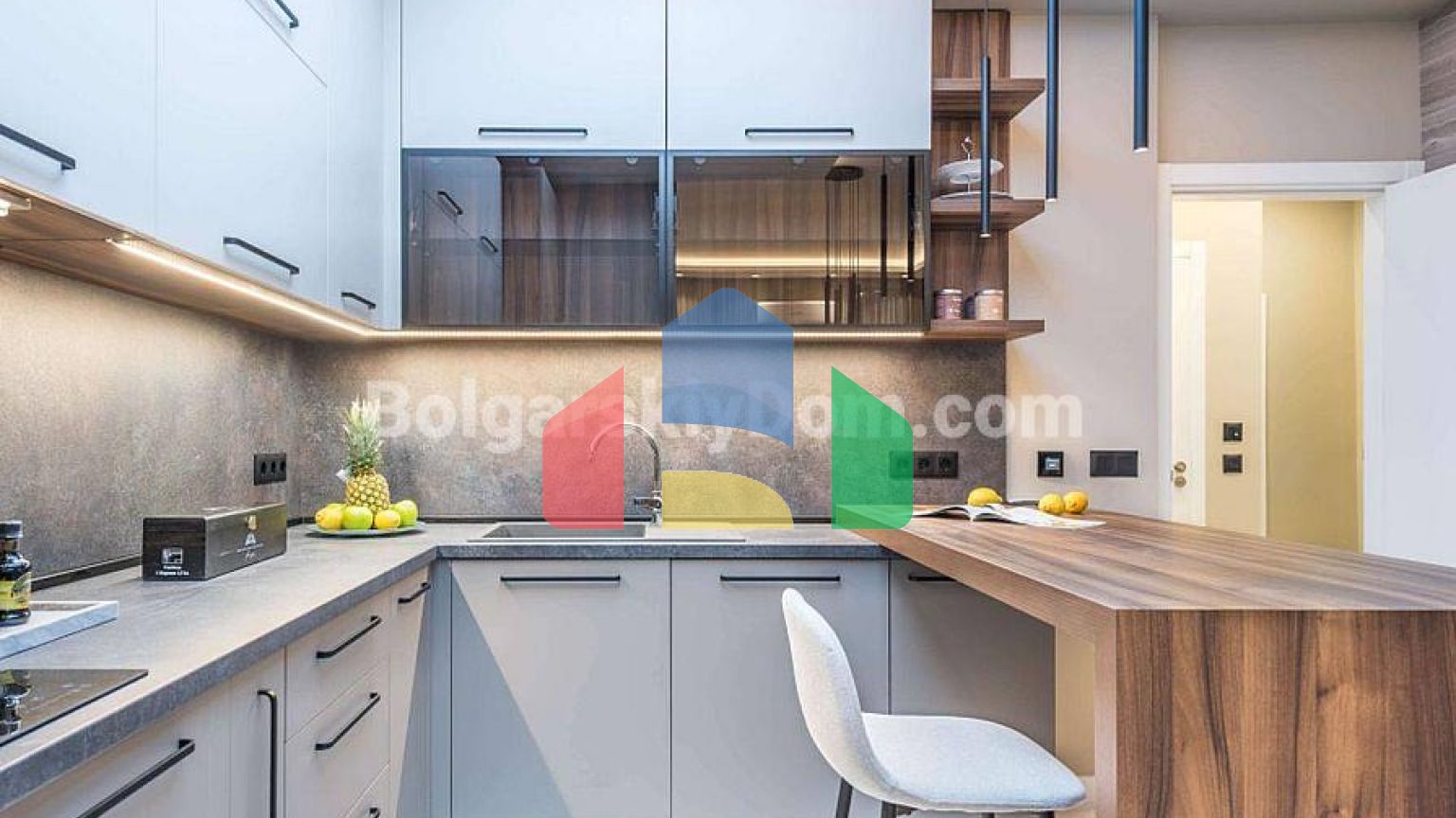 Трехкомнатная квартира в Варне