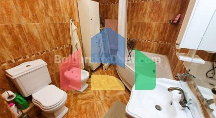 Трехкомнатная квартира в Порт Палас