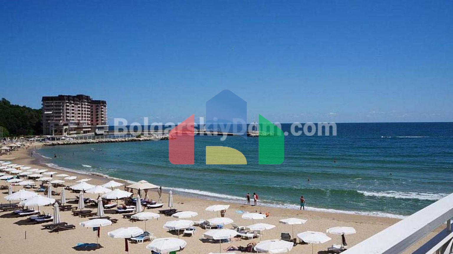 Трехкомнатная квартира в Порт Палас