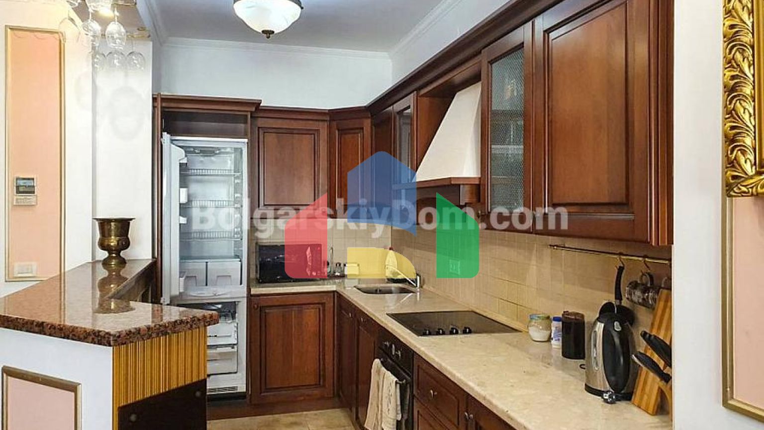 Трехкомнатная квартира в Порт Палас