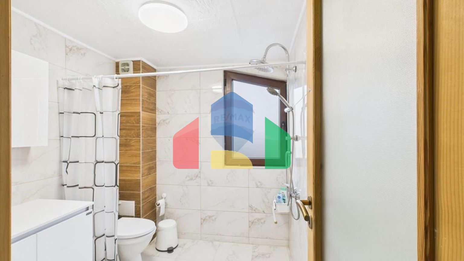 Residential - Townhouse - Varna, Varna, Bulgaria - BU