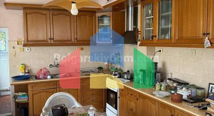 Дом в Бабук