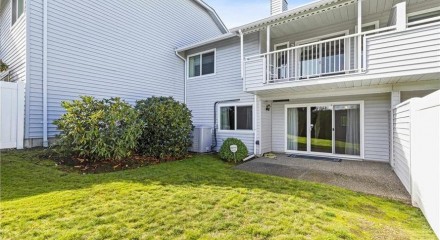 Residential - Condo/Apartment - Abbotsford, Canada - Canada