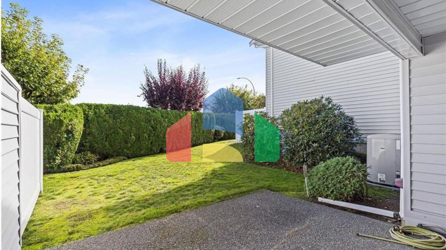 Residential - Condo/Apartment - Abbotsford, Canada - Canada