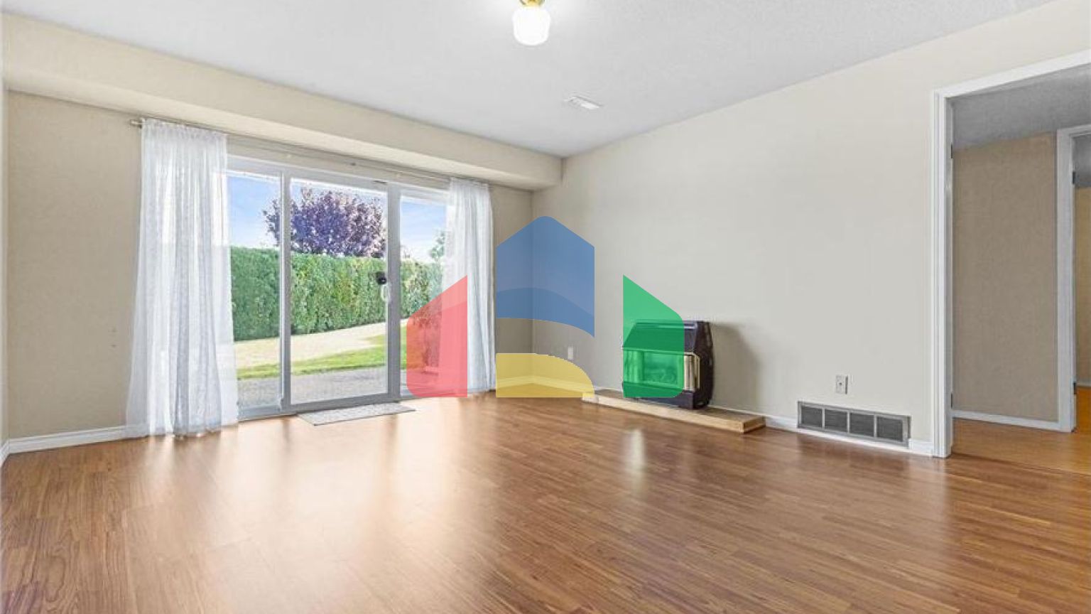 Residential - Condo/Apartment - Abbotsford, Canada - Canada