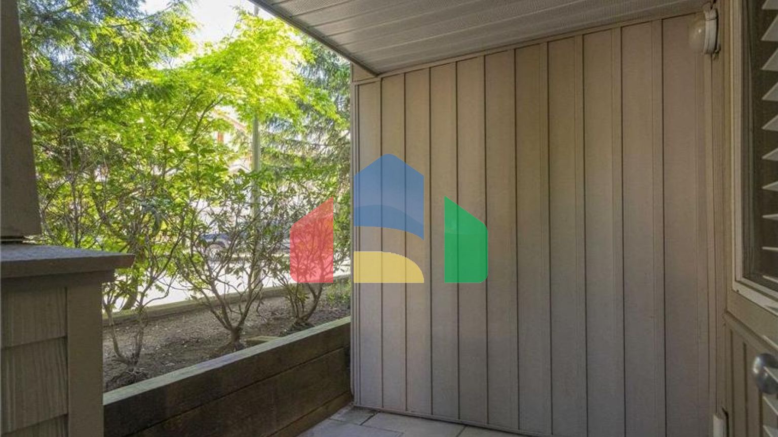 Residential - Condo/Apartment - Abbotsford, Canada - Canada