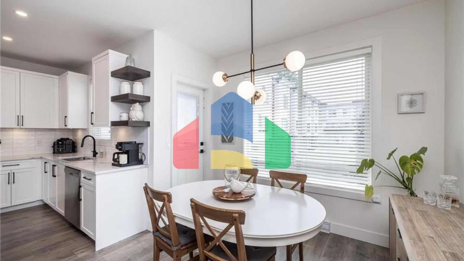 Residential - Condo/Apartment - Abbotsford, Canada - Canada