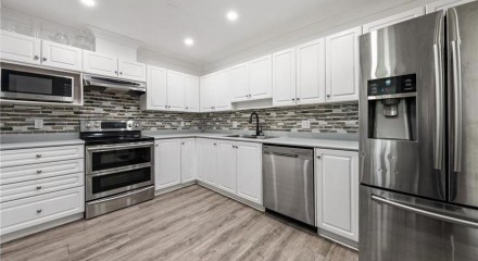 Residential - Condo/Apartment - Abbotsford, Canada - Canada