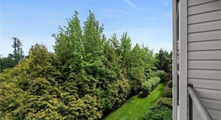 Residential - Condo/Apartment - Abbotsford, Canada - Canada