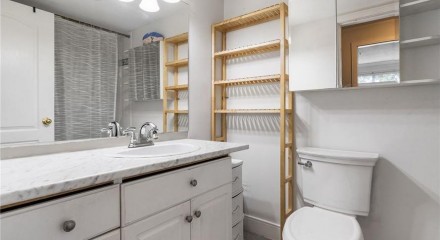 Residential - Condo/Apartment - Abbotsford, Canada - Canada