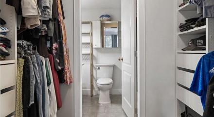 Residential - Condo/Apartment - Abbotsford, Canada - Canada