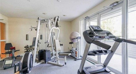 Residential - Condo/Apartment - Abbotsford, Canada - Canada