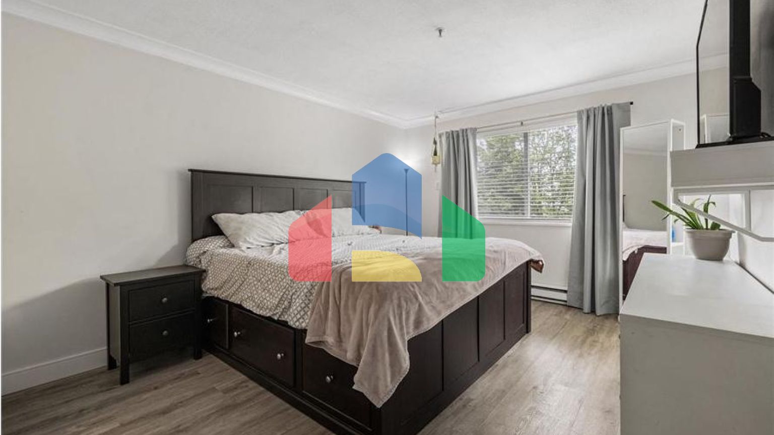 Residential - Condo/Apartment - Abbotsford, Canada - Canada