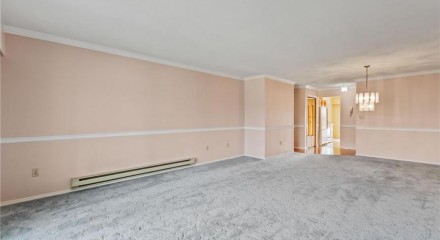 Residential - Condo/Apartment - Abbotsford, Canada - Canada