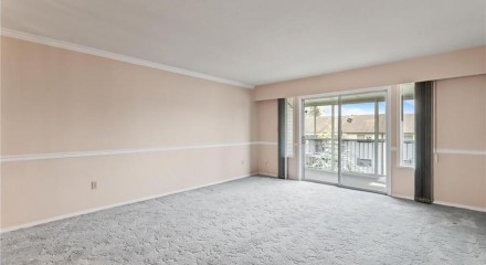 Residential - Condo/Apartment - Abbotsford, Canada - Canada