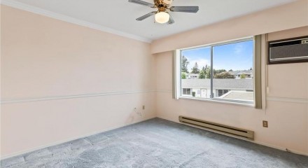 Residential - Condo/Apartment - Abbotsford, Canada - Canada